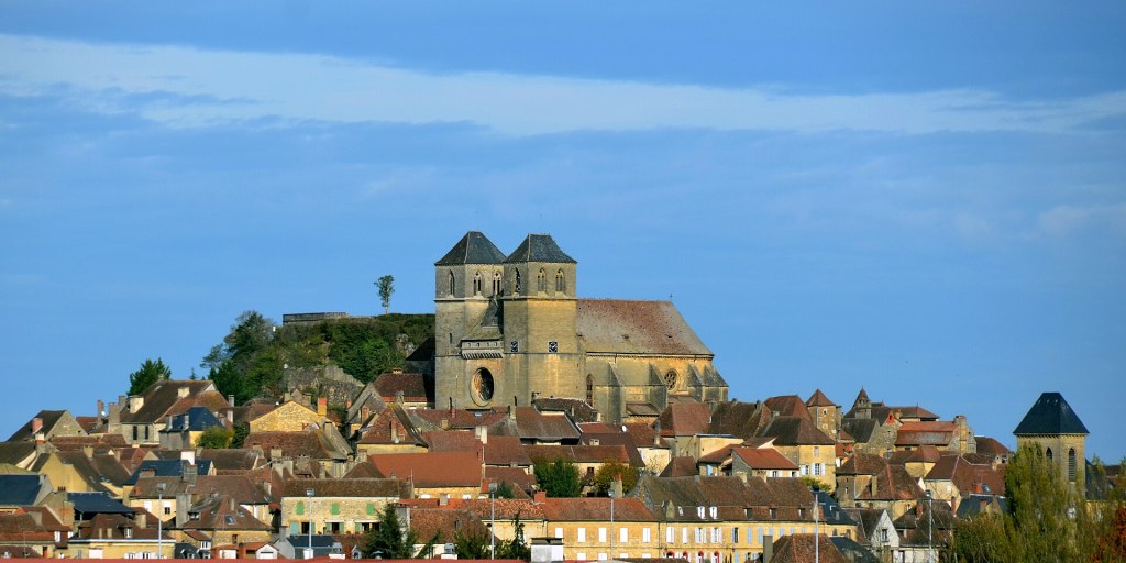 Gourdon et les grottes de Cougnac : une escapade en Bouriane